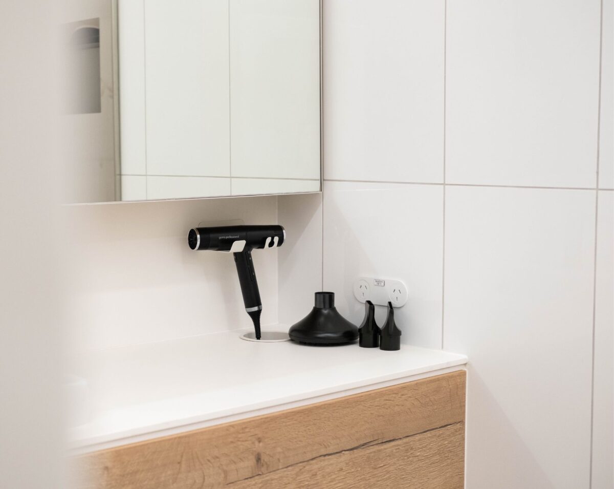 The finishing touches at end of trip facilities and lockers at Petrie Tce